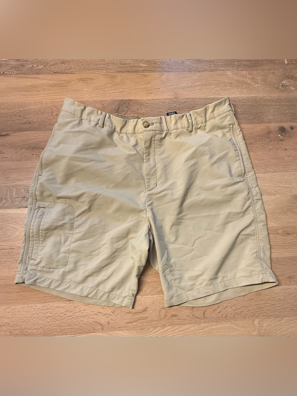 Greg Norman Men’s Size 42 Khaki Performance Golf Shorts